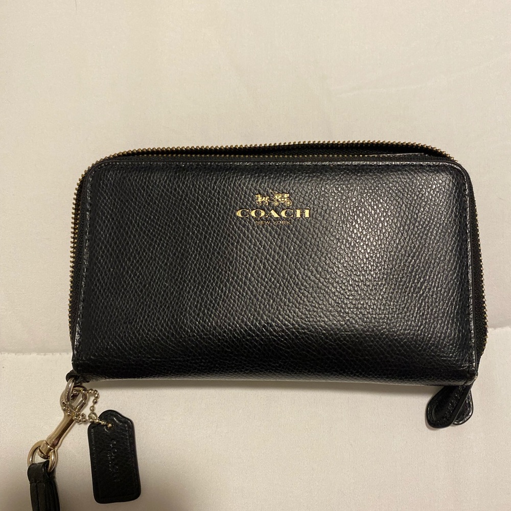 Coach Wallet!!